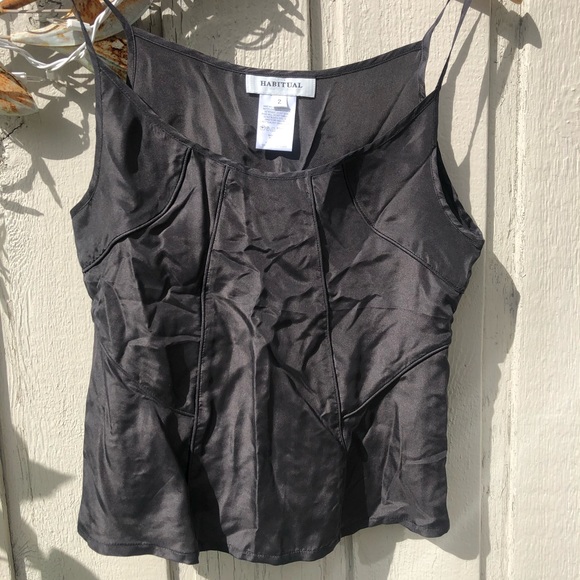 HABITUAL tank top - Picture 2 of 7